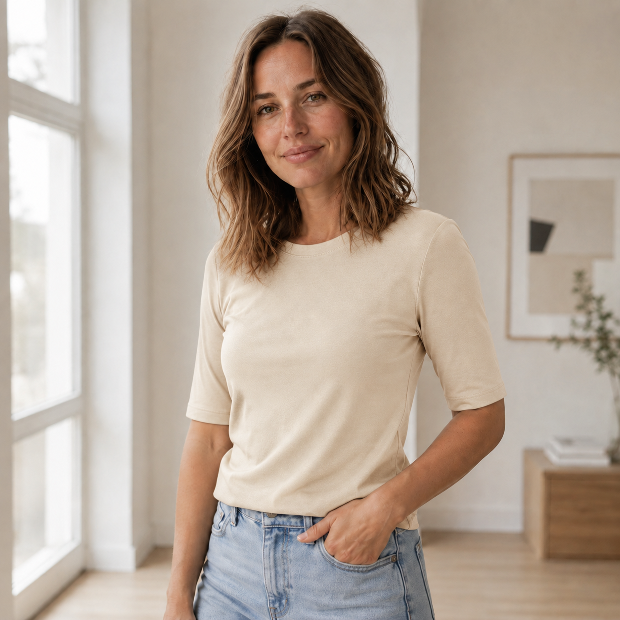 Camiseta Básica Edda – Entallada y de Corte Suave