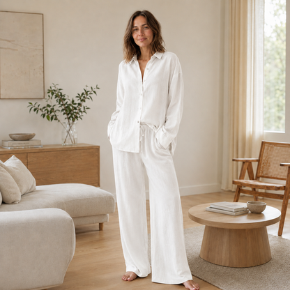 Conjunto Loungewear Liora – Blusa Camisera y Pantalón