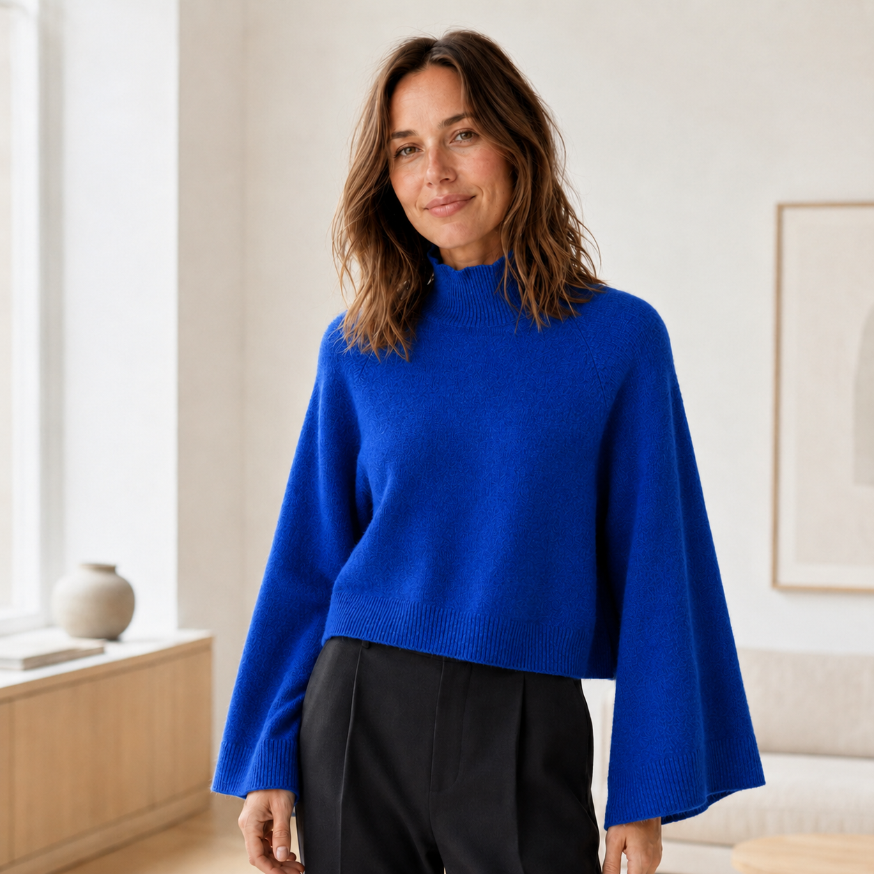 Suéter de Cuello Alto Thea – Mangas Acampanadas Cropped