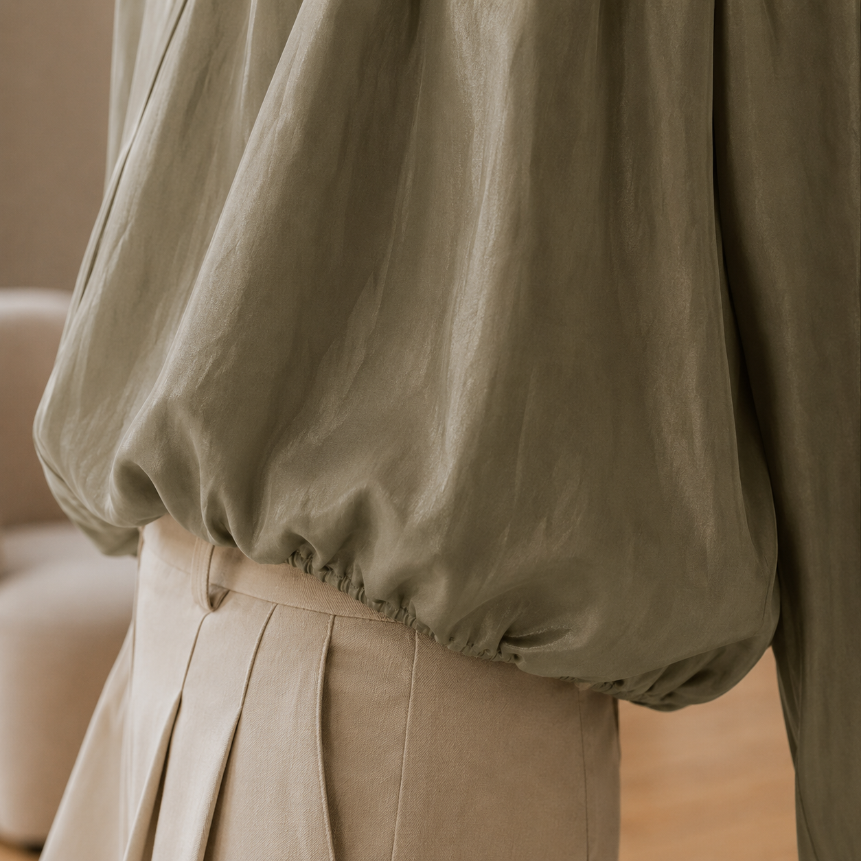 Blusa Camisera Oversized Lotte – Mangas Abullonadas y Bajo Globo