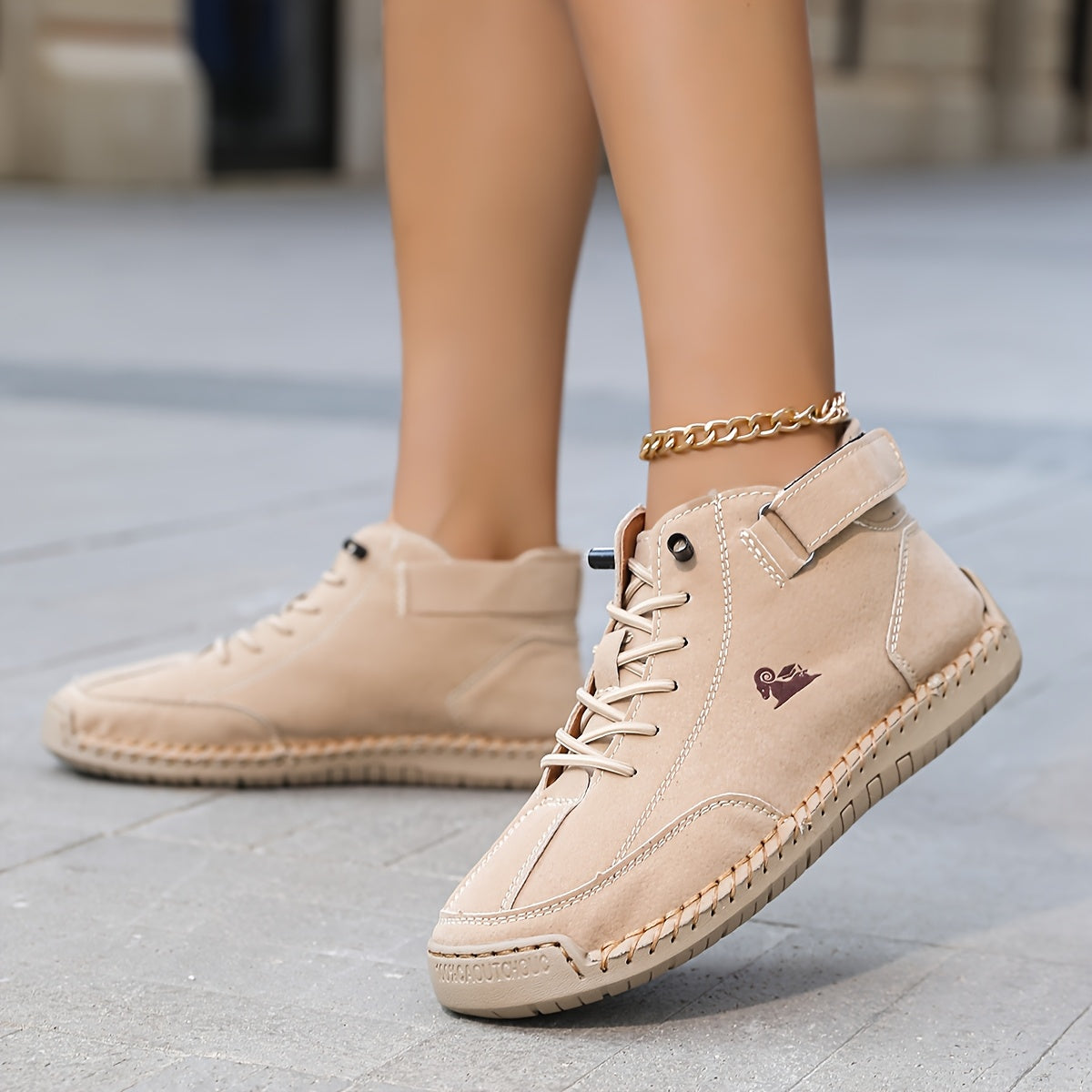 Lola - Knöchelhoher Komfort-Sneaker
