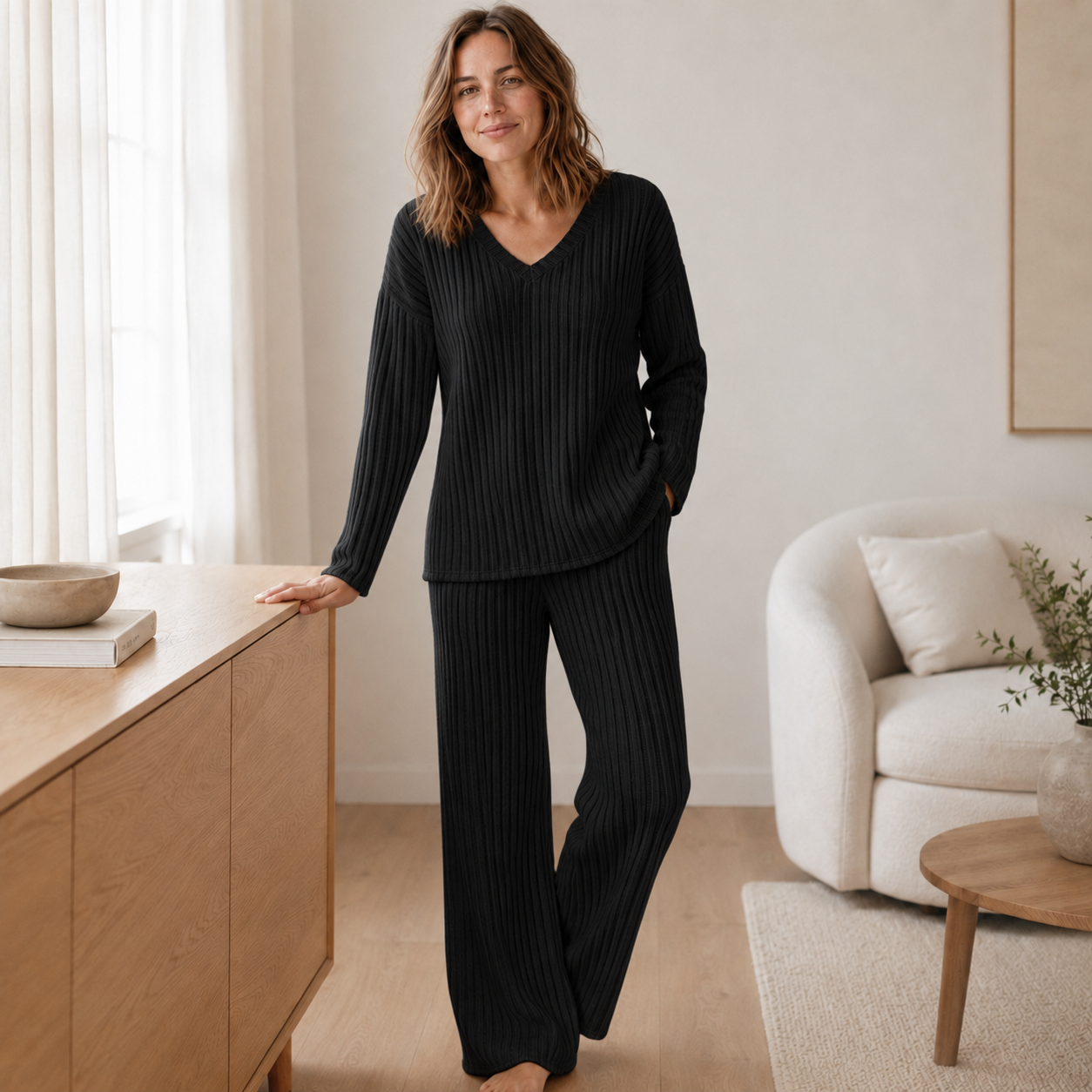Conjunto Loungewear Elin – Punto Acanalado con Escote en V