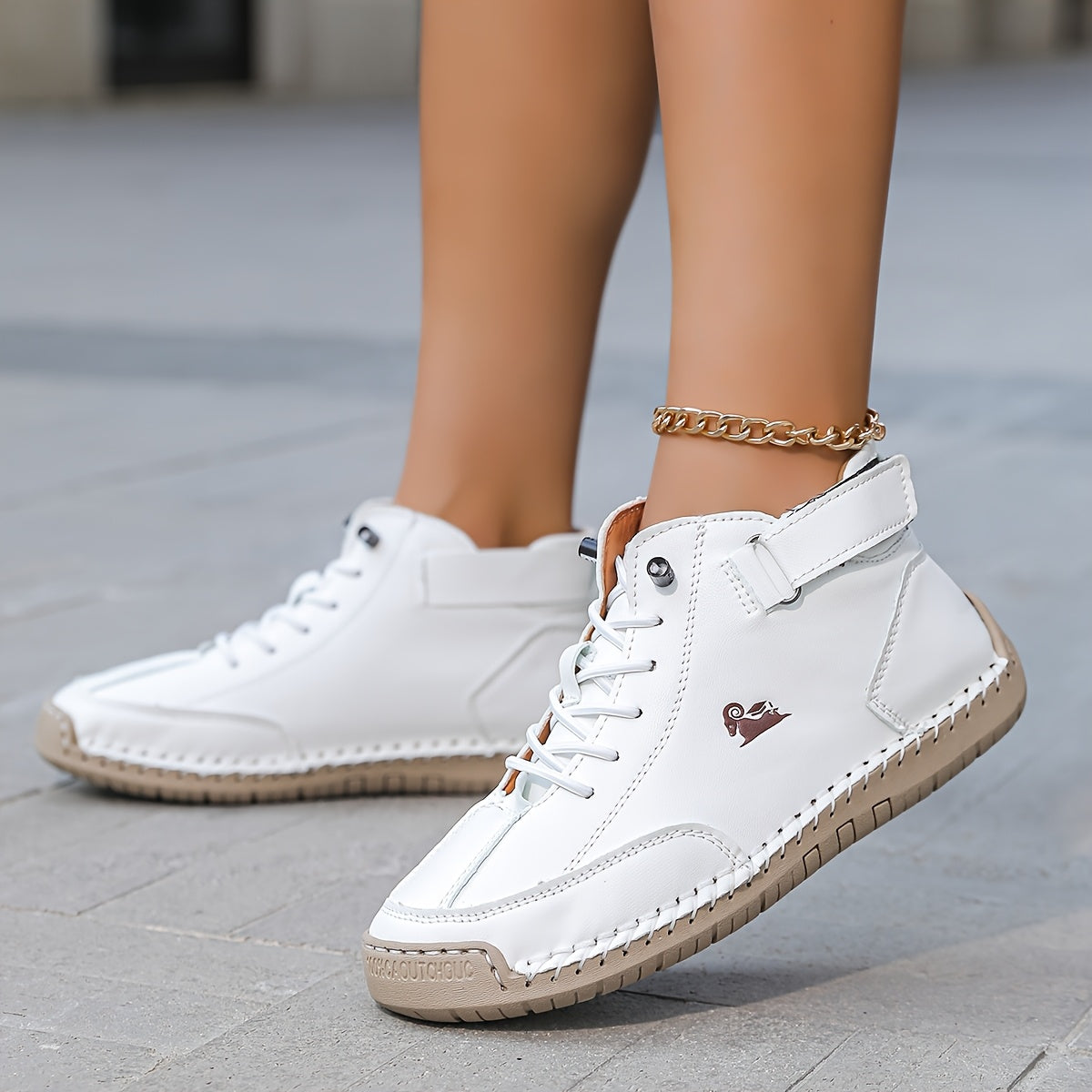 Lola - Knöchelhoher Komfort-Sneaker