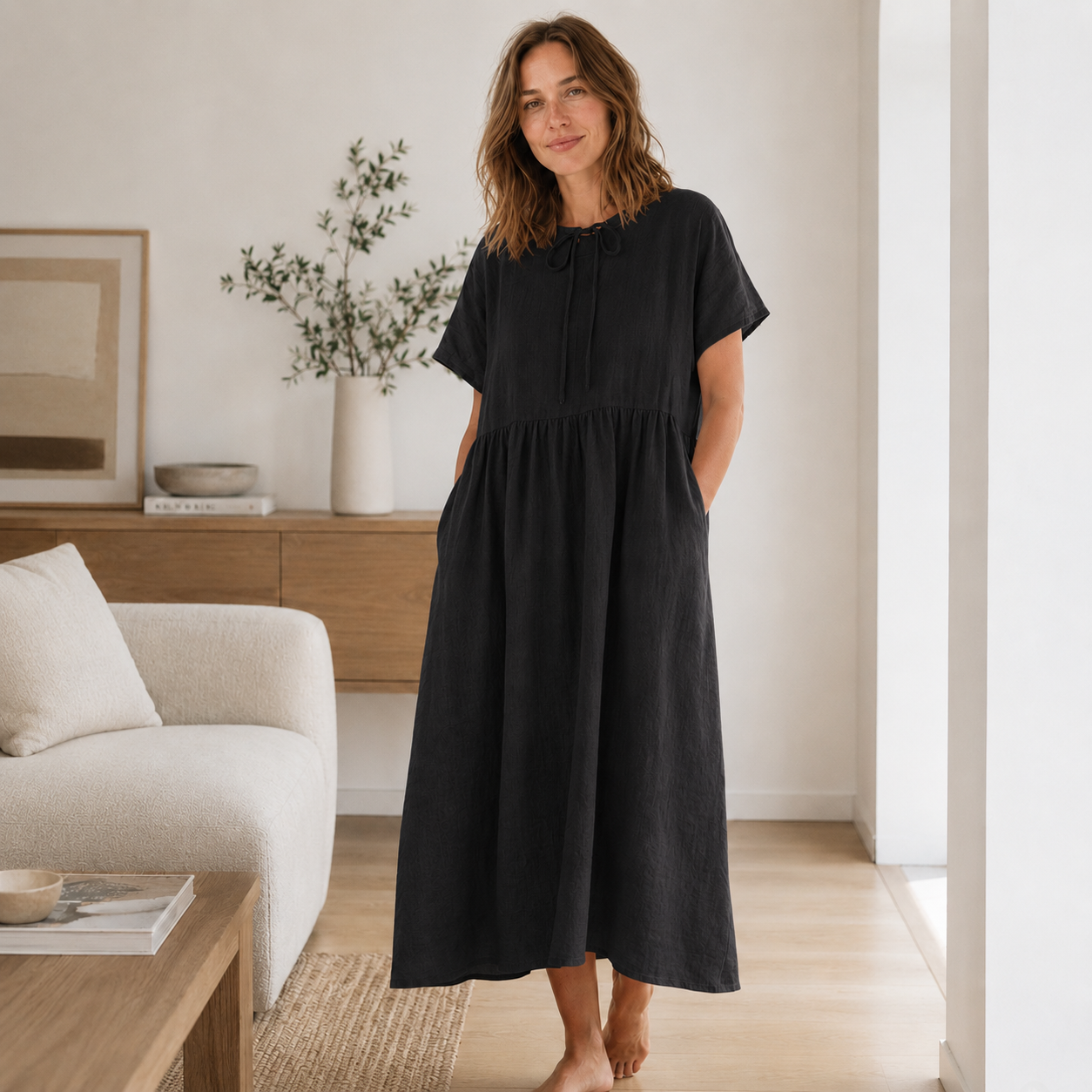 Vestido Trapecio de Lino Hedda – Vuelo Amplio y Cuello Redondo