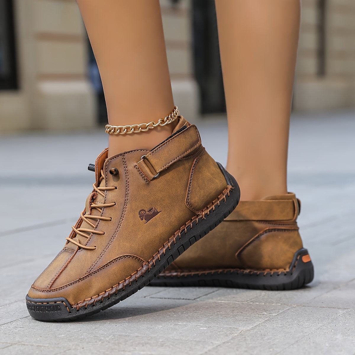 Lola - Knöchelhoher Komfort-Sneaker