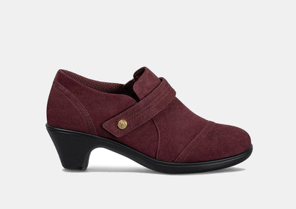 Eva – Samtweiche Eleganz in tiefem Schwarz